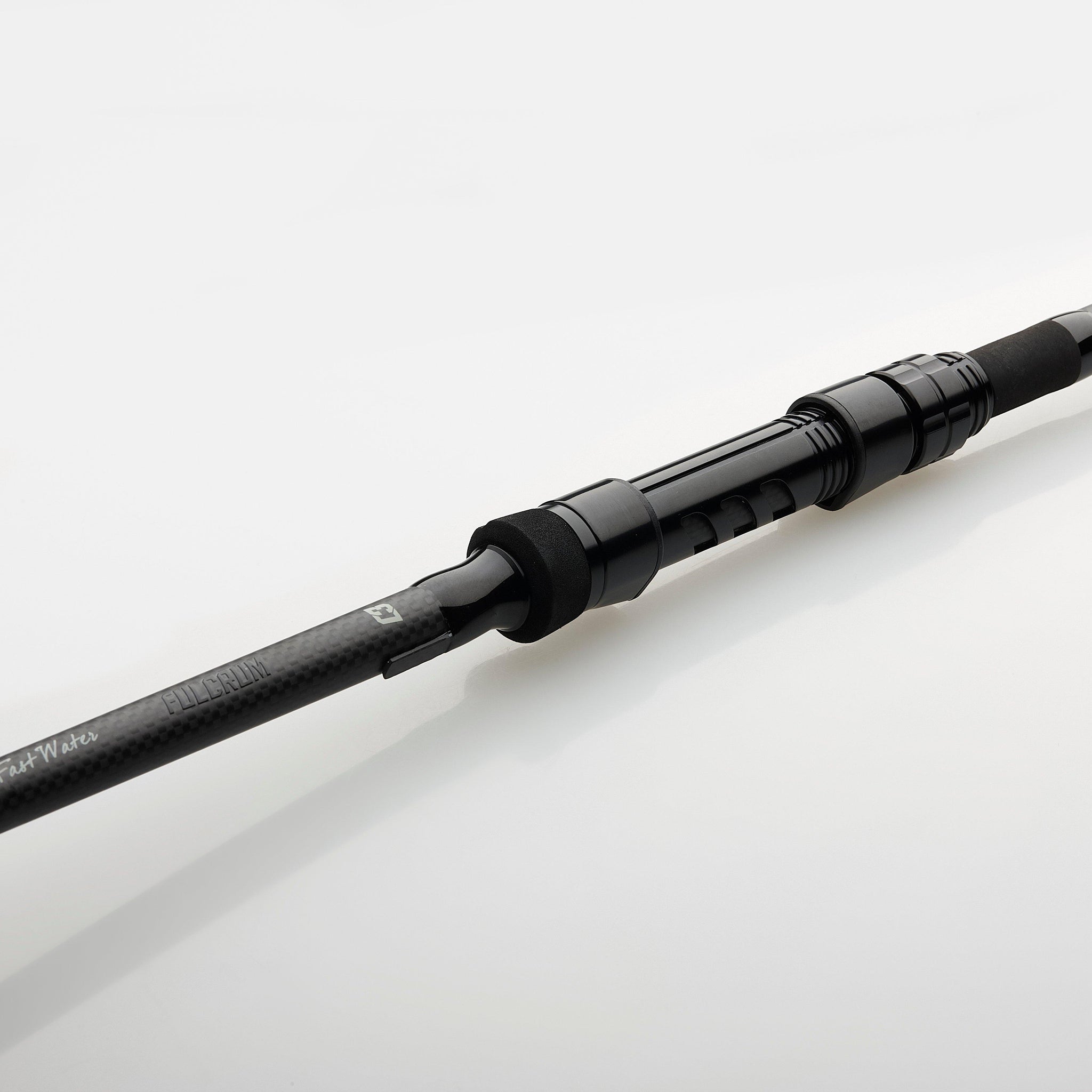 Prologic C3 FULCRUM FW AB 9FT6IN/2.90M, 3.5LBS, ABBREVIATED, 2SECS